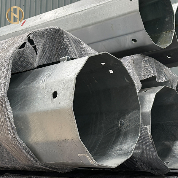 Equipamento Elétrico de Poste de Linha de Transmissão de Energia de Alta Tensão Galvanizado por Imersão a Quente