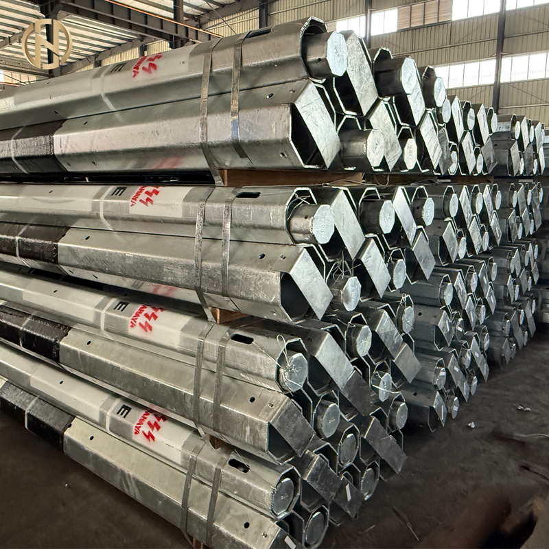 Postes de aço para linhas de transmissão galvanizados a quente octogonais de exportação de alta qualidade