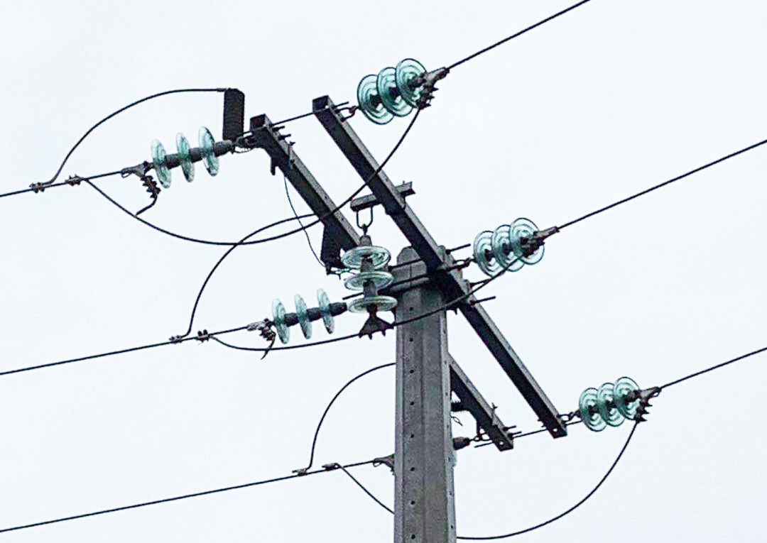 conjuntos de Crossarms da distribuição de 33KV 35KV 10000S para a única estrutura de Polo