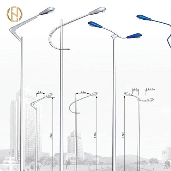 Rua solar galvanizada polo claro/cargo de aço de polo claro/lâmpada com braços simples ou duplos