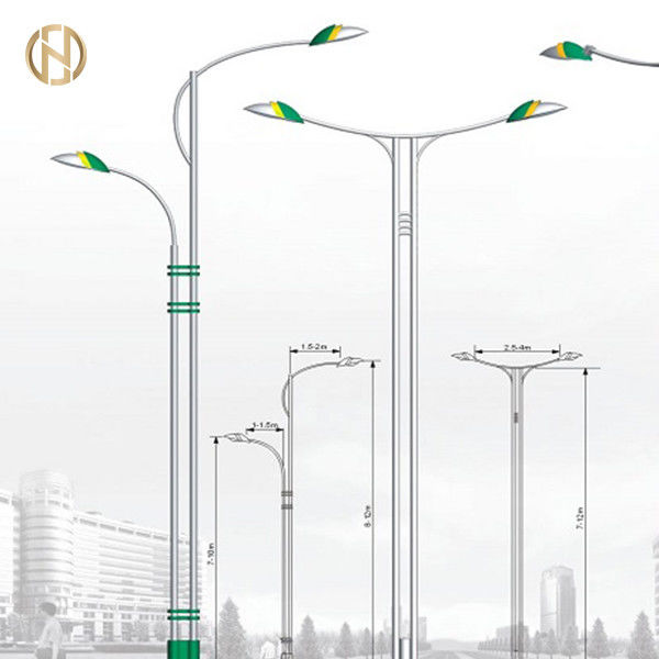 Espessura alta clara de aço do suporte 3-10mm da luz de rua da durabilidade de polo de rua