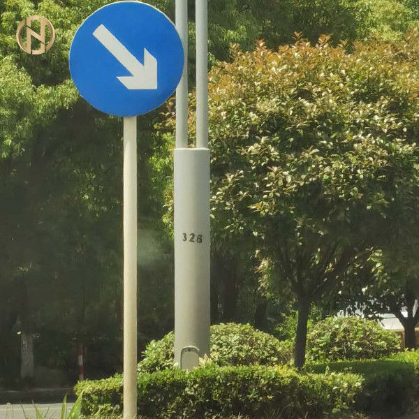Vida útil longa da instalação segura fácil de Polo do sinal de estrada do aço de alta elasticidade