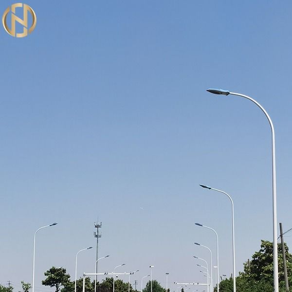 Durabilidade alta clara octogonal de polo 12m da elevada precisão para a iluminação da área