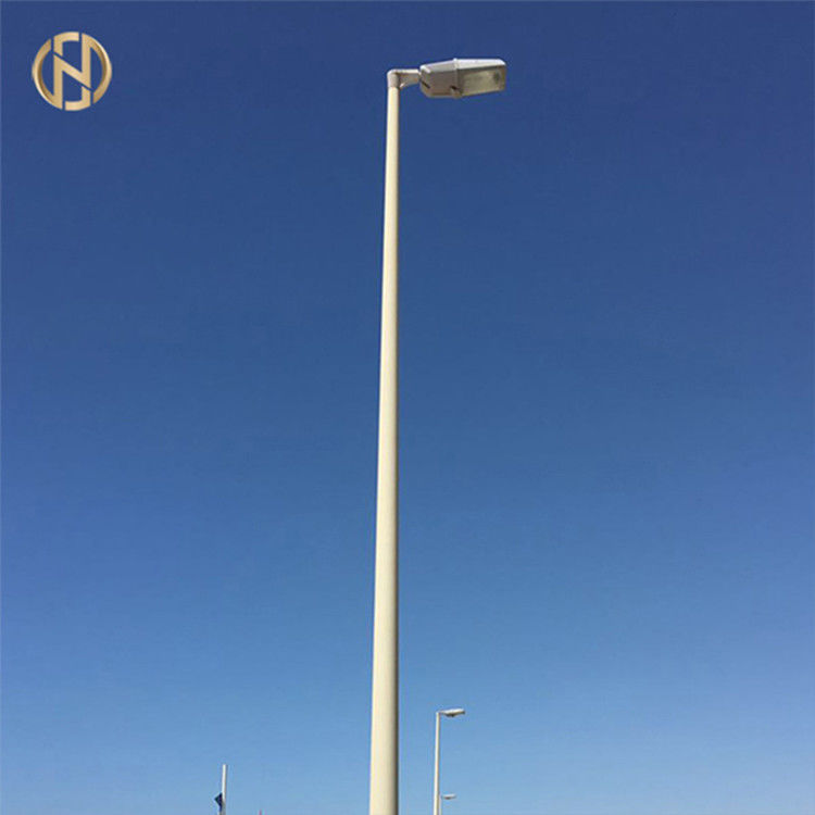 Galvanizado a quente Q235B Pole Street Light com cor personalizável